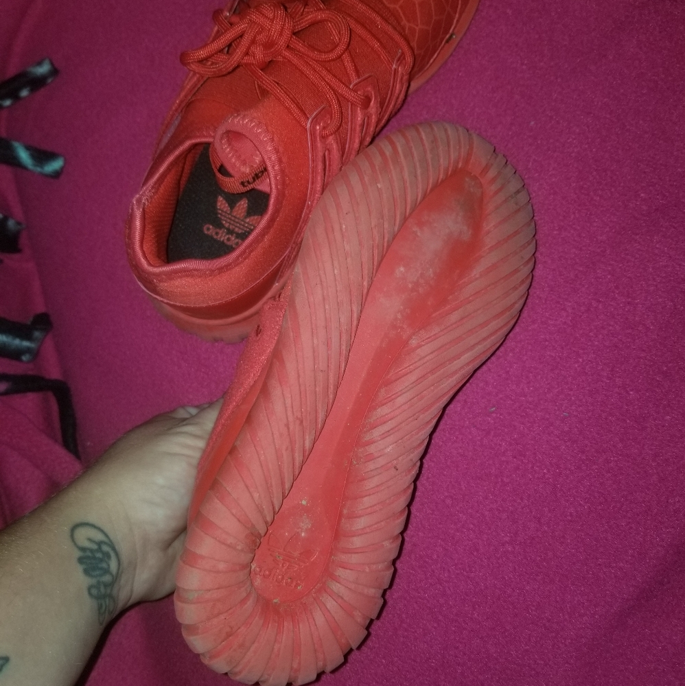 Adidas - Picture 3 of 4
